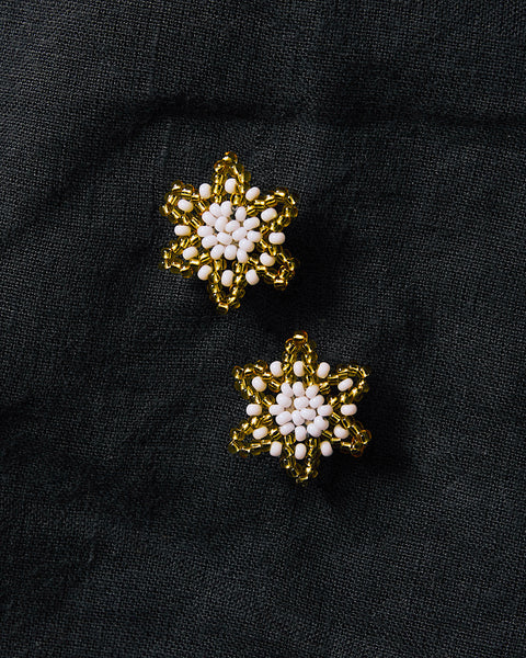 Golden Snow Studs