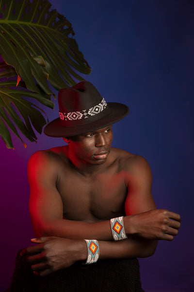 Black & White Hat